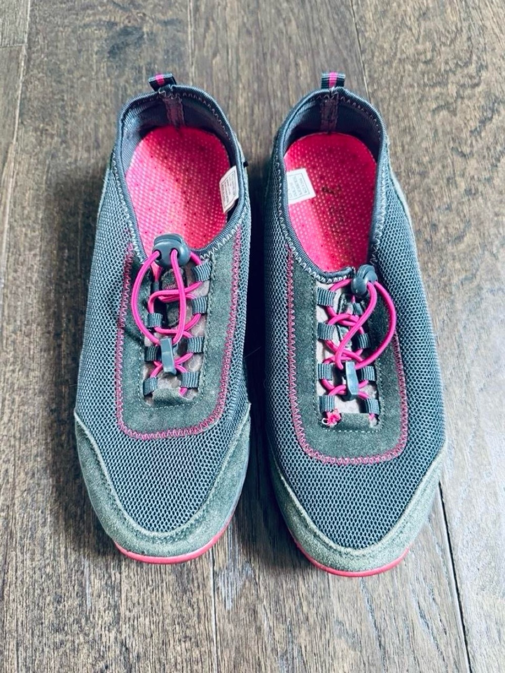 World Wide Sportsman Clear Creek Watersports Water Shoes Grey Pink Mesh Women's